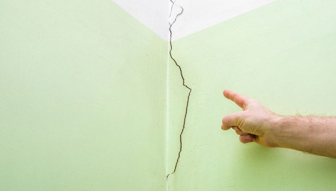 How To Fix Hairline Cracks In Plaster Walls Quickly