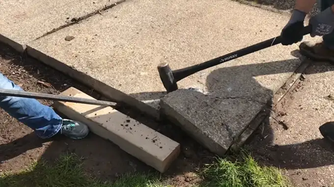 Sledge Hammer for Breaking Concrete