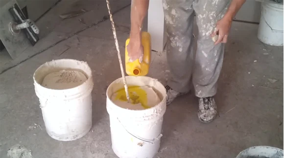 How Can You Mix Drywall Mud With Paint
