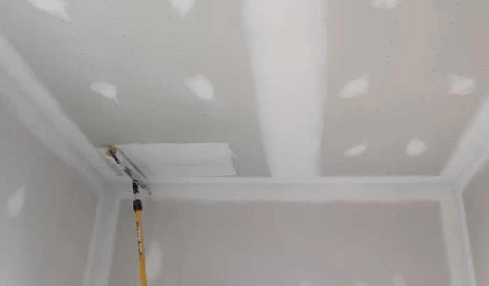 How Long Should Drywall Mud Dry Before Priming