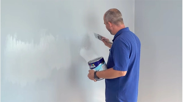 Paint primer for a paint sprayer