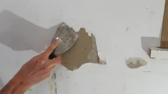 Is It Necessary to Seal Torn Drywall Paper Before Painting