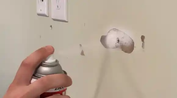 Steps for Successfully Repainting Over Torn Drywall Paper
