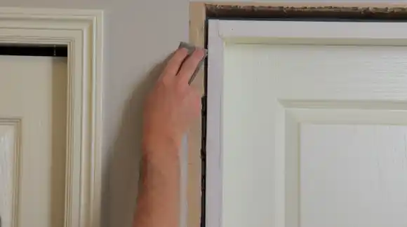 How to Remove Silicone Caulk From Painted Drywall: 5 Steps