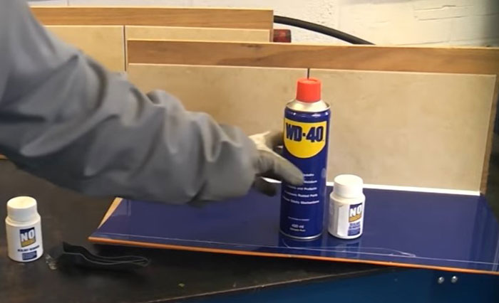 Can WD-40 Remove Silicone Sealant From Painted Drywall