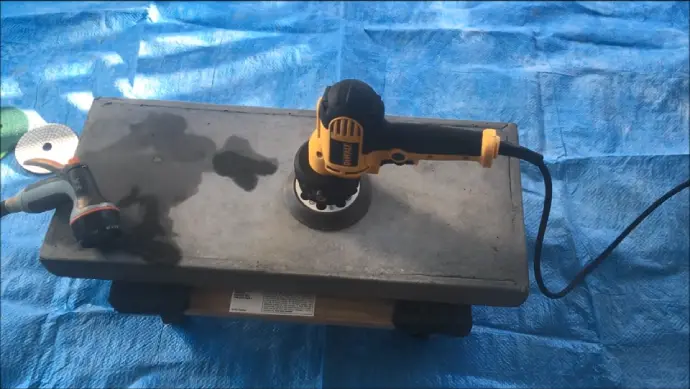 Can You Wet Sand With An Orbital Sander
