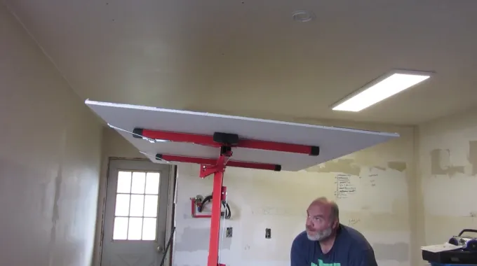 How to Assemble a Drywall Lift