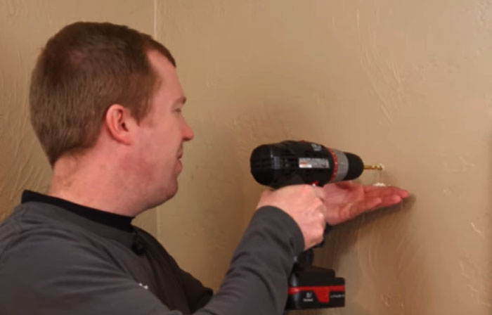 How to Determine the Right Size Drill Bit for Drywall Anchor