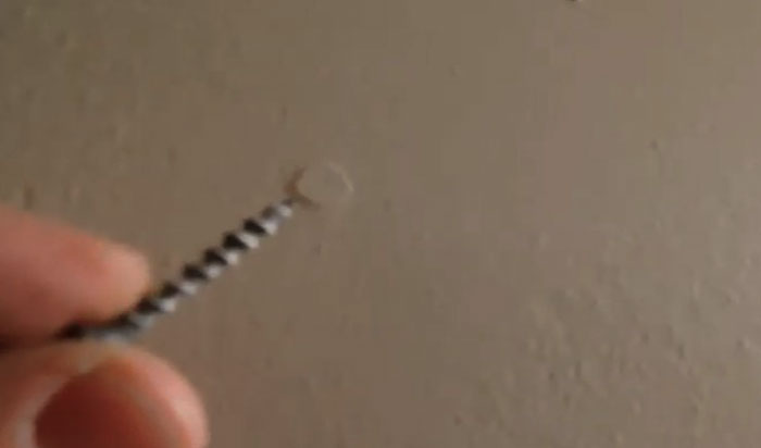 What Size Screws Do You Use for 1/2 Drywall on the Ceiling