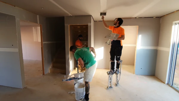 Why Do Plasterers Use Drywall Stilts